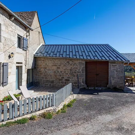 Vakantiehuis La Maison De Castanet Le Buisson (Lozere)